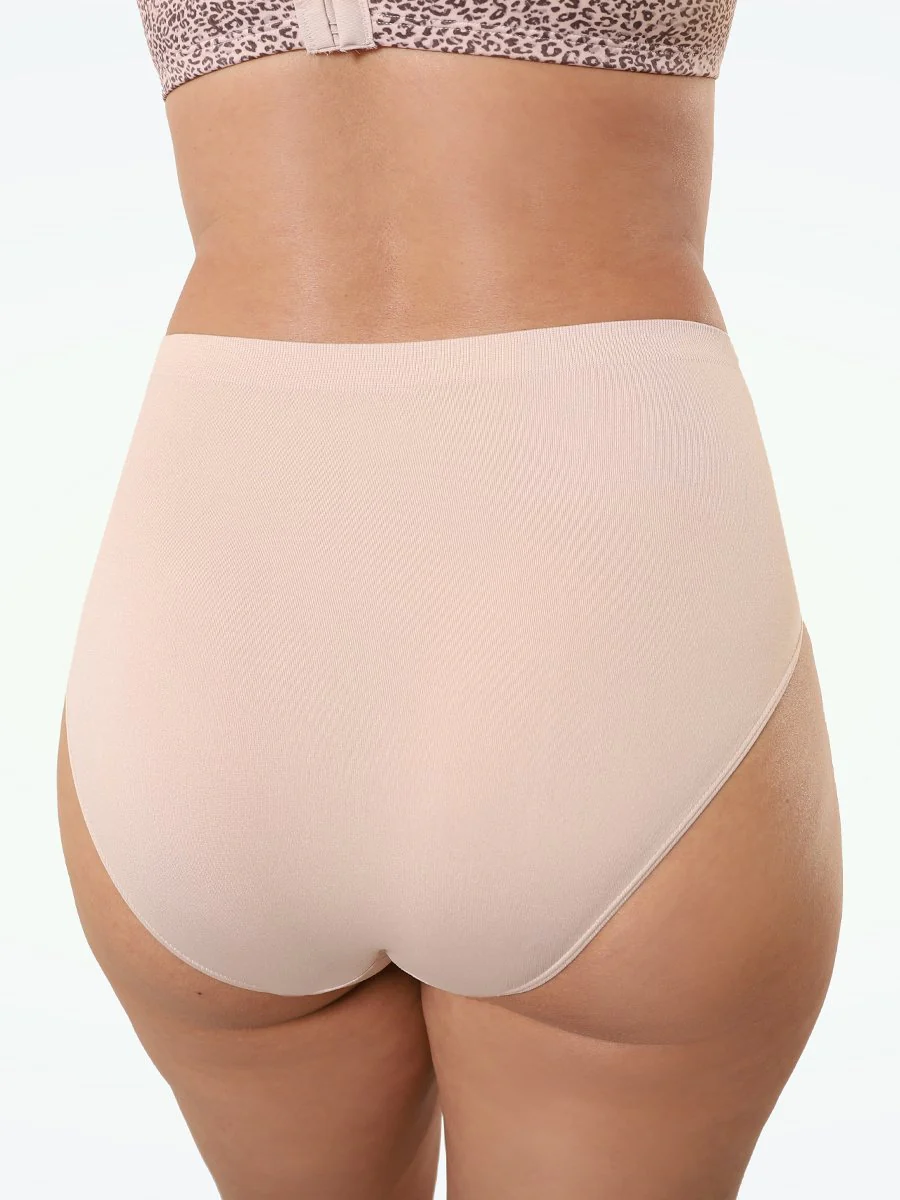 Bali® Comfort Revolution Brief - Image 12
