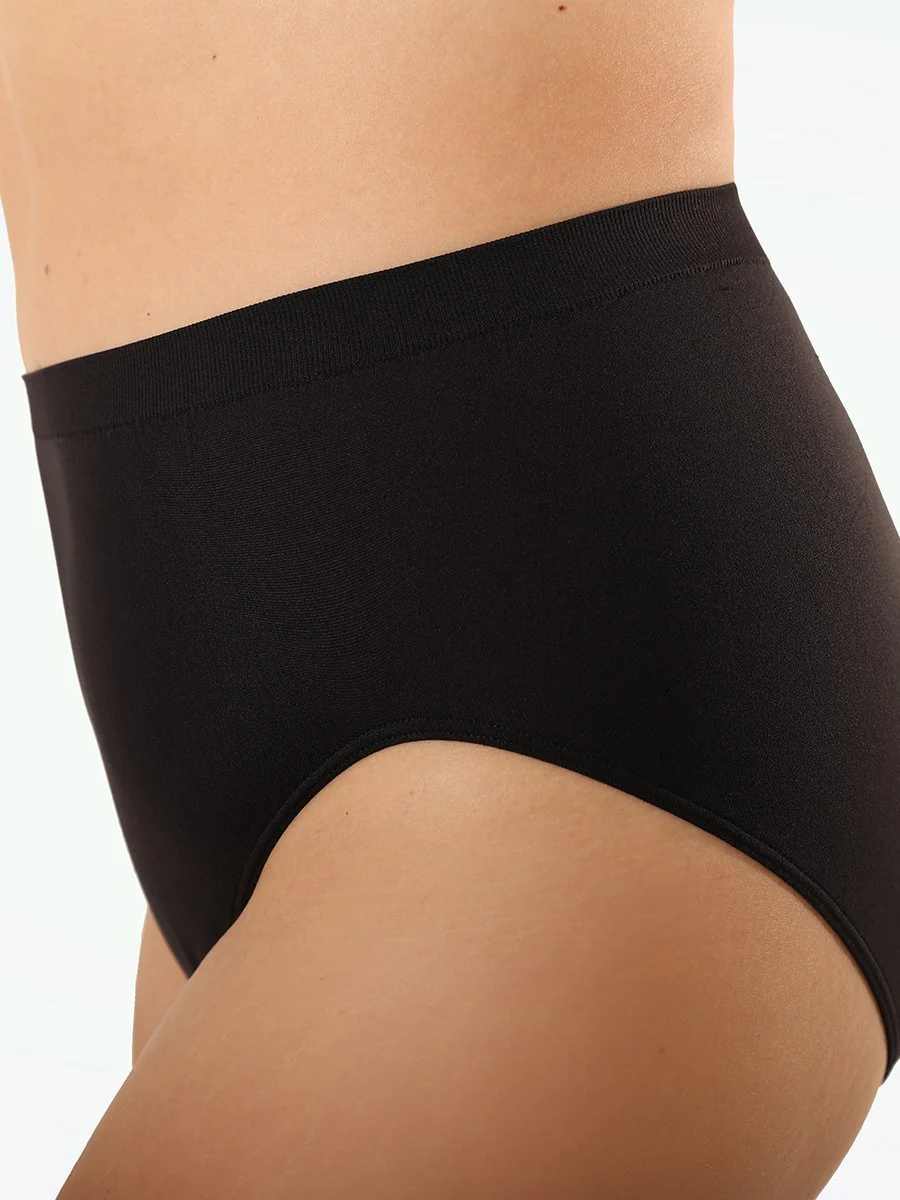 Bali® Comfort Revolution Brief - Image 8