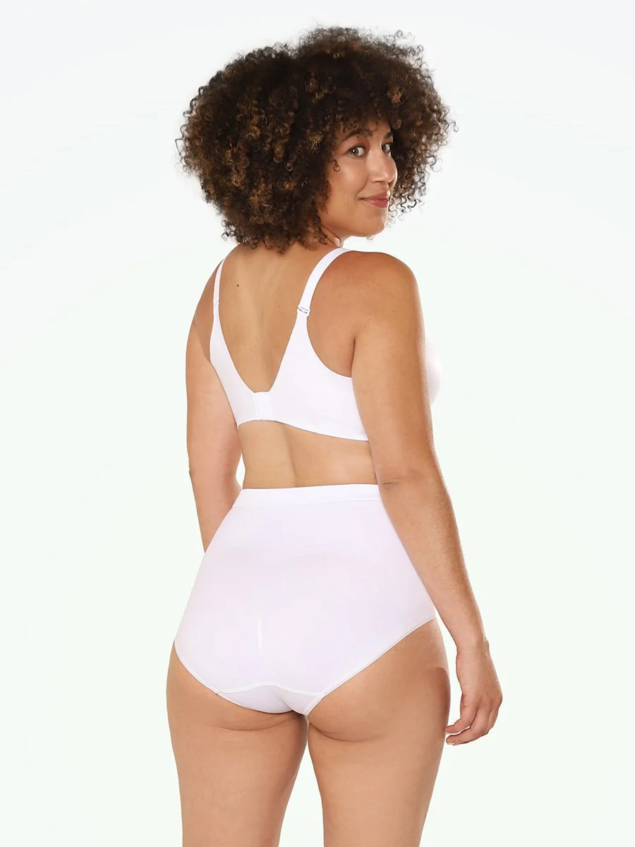Bali® One Smooth U® Ever Smooth™ Back Smoothing Underwire Bra - Image 7