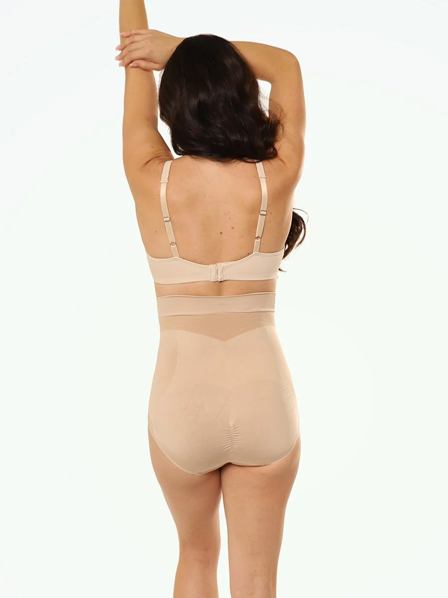 Bali® Passion Comfort Minimizer Underwire Bra - Image 11