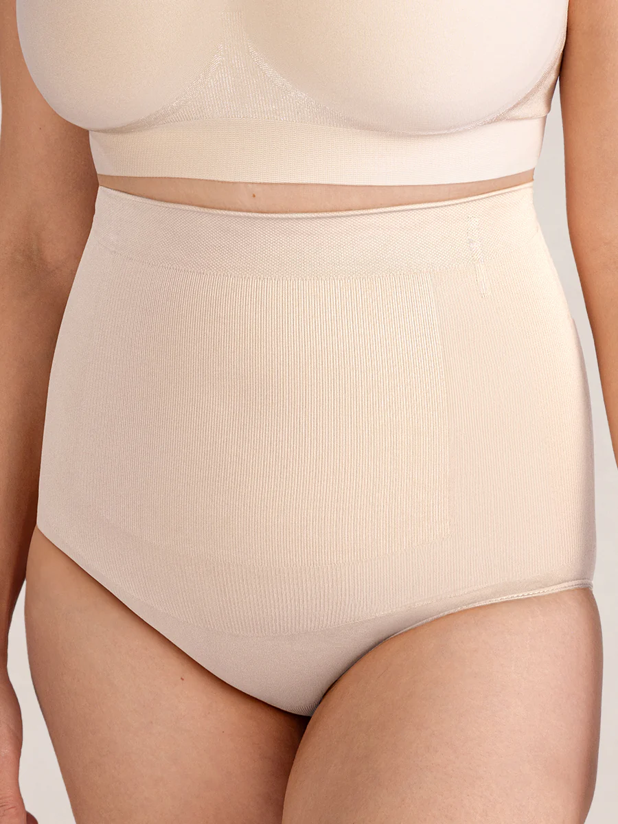 Bundle Shapermint Essentials - 1 Scoop Neck Cami + 1 High-Waisted Shaper Panty - Image 16