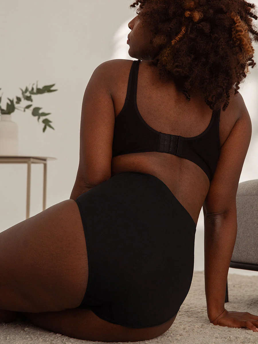 Shapermint Essentials All Day Every Day Mid-Waisted Shaper Panty - Image 9