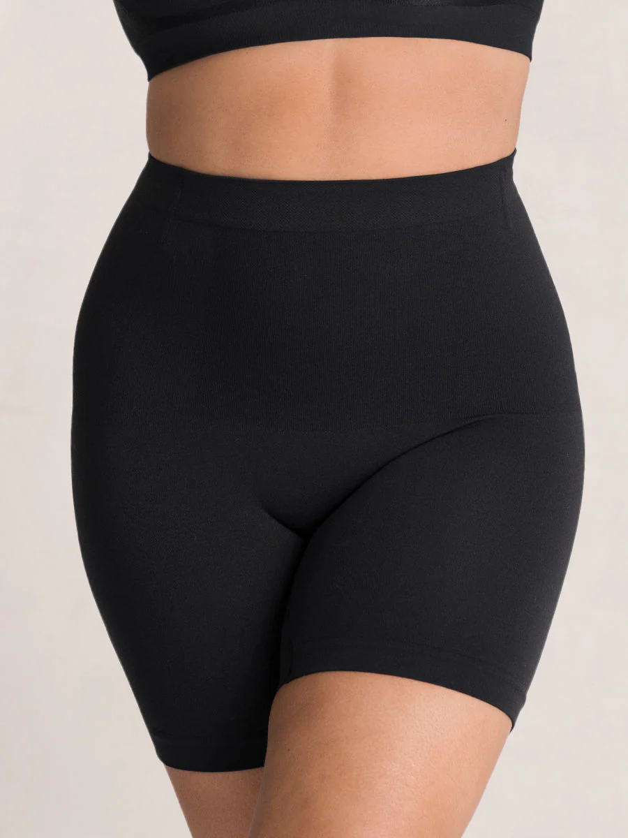 Shapermint Essentials All Day Every Day Mid-Waisted Shaper Short - Image 13