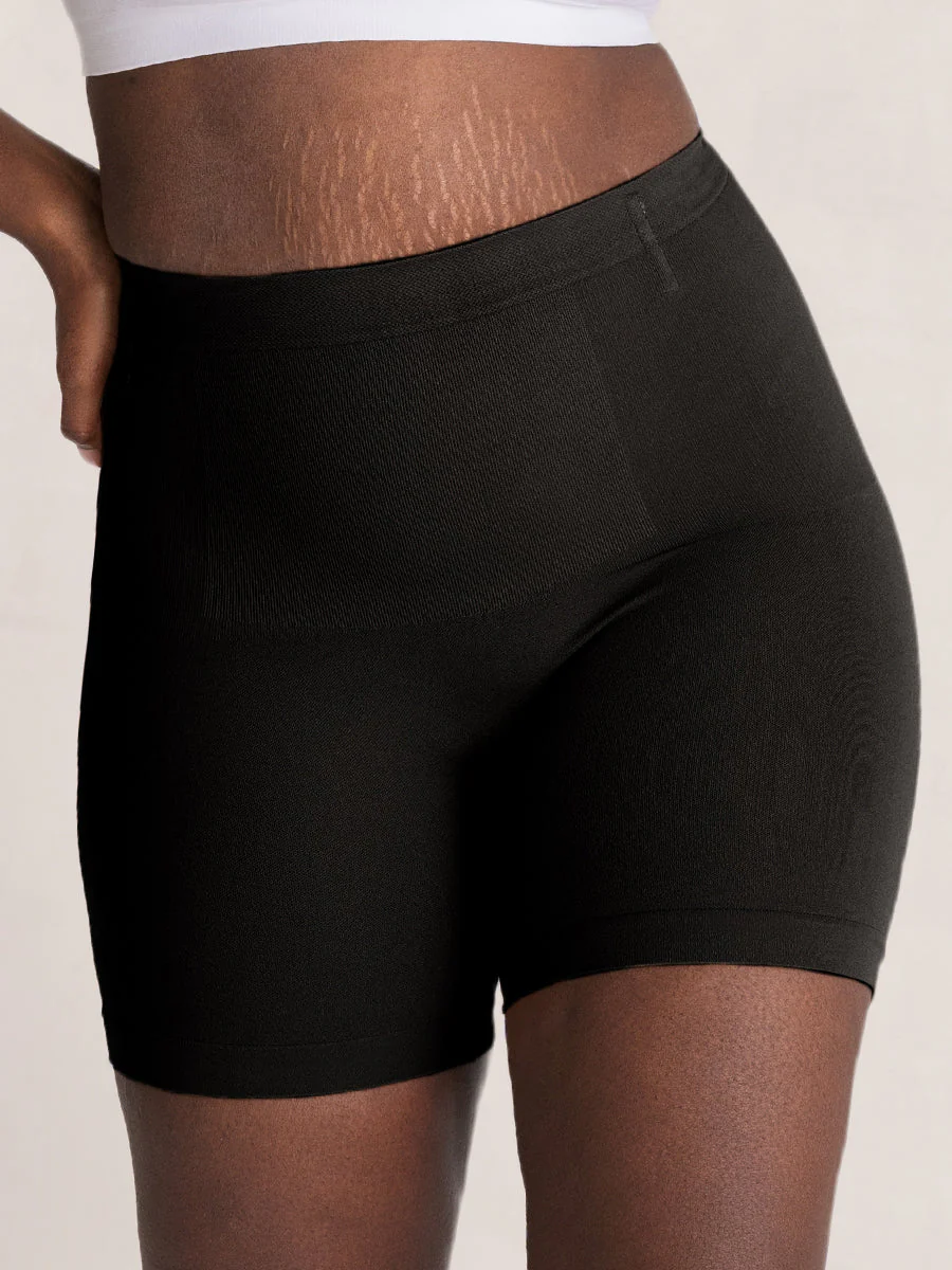 Shapermint Essentials All Day Every Day Mid-Waisted Shaper Short - Image 5