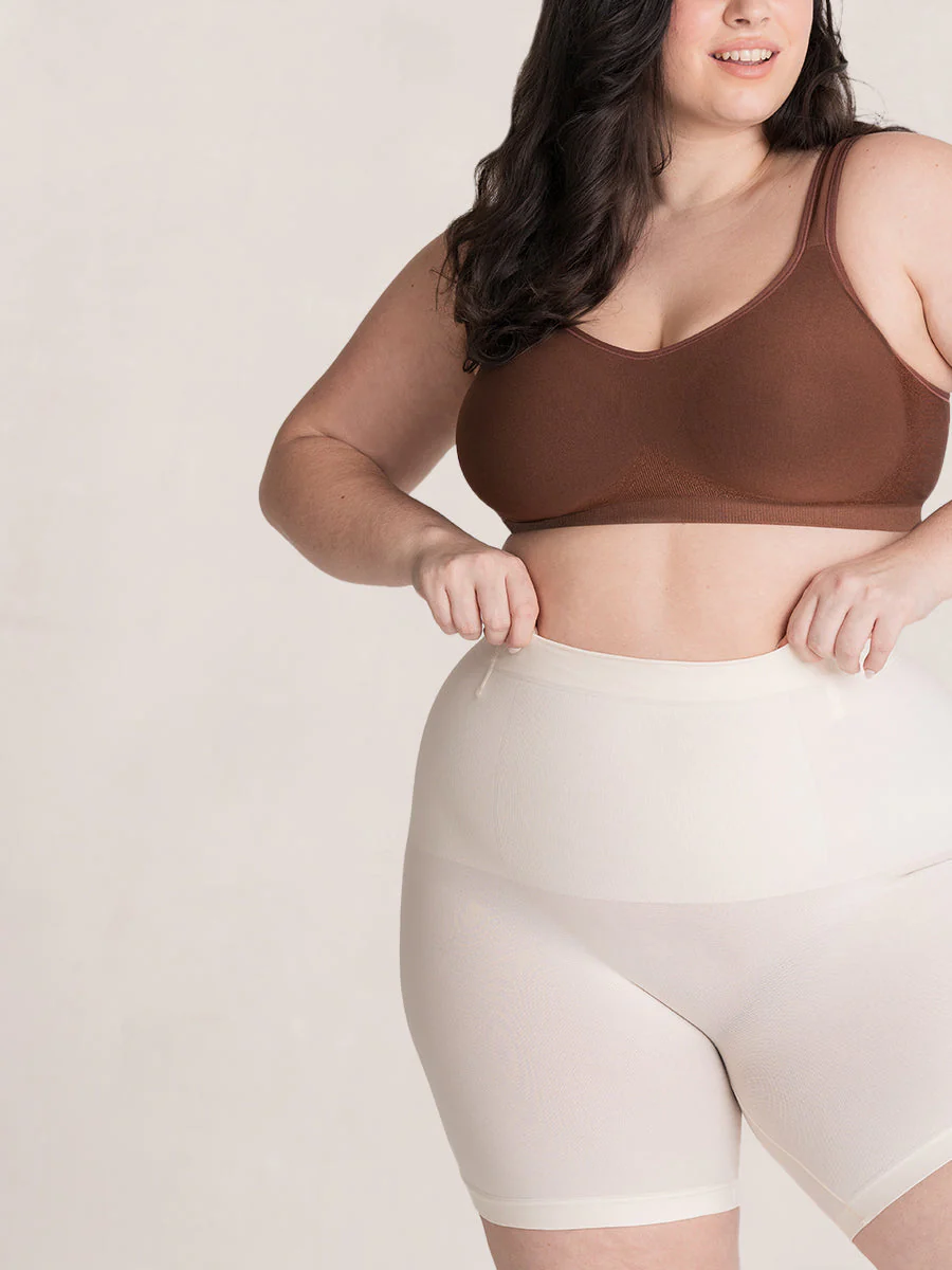 Shapermint Essentials All Day Every Day Mid-Waisted Shaper Short - Image 6