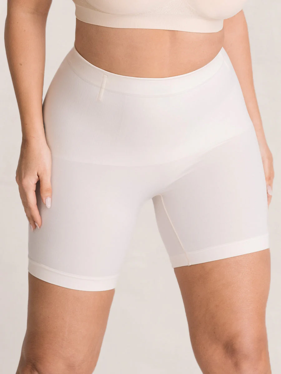 Shapermint Essentials All Day Every Day Mid-Waisted Shaper Short - Image 9