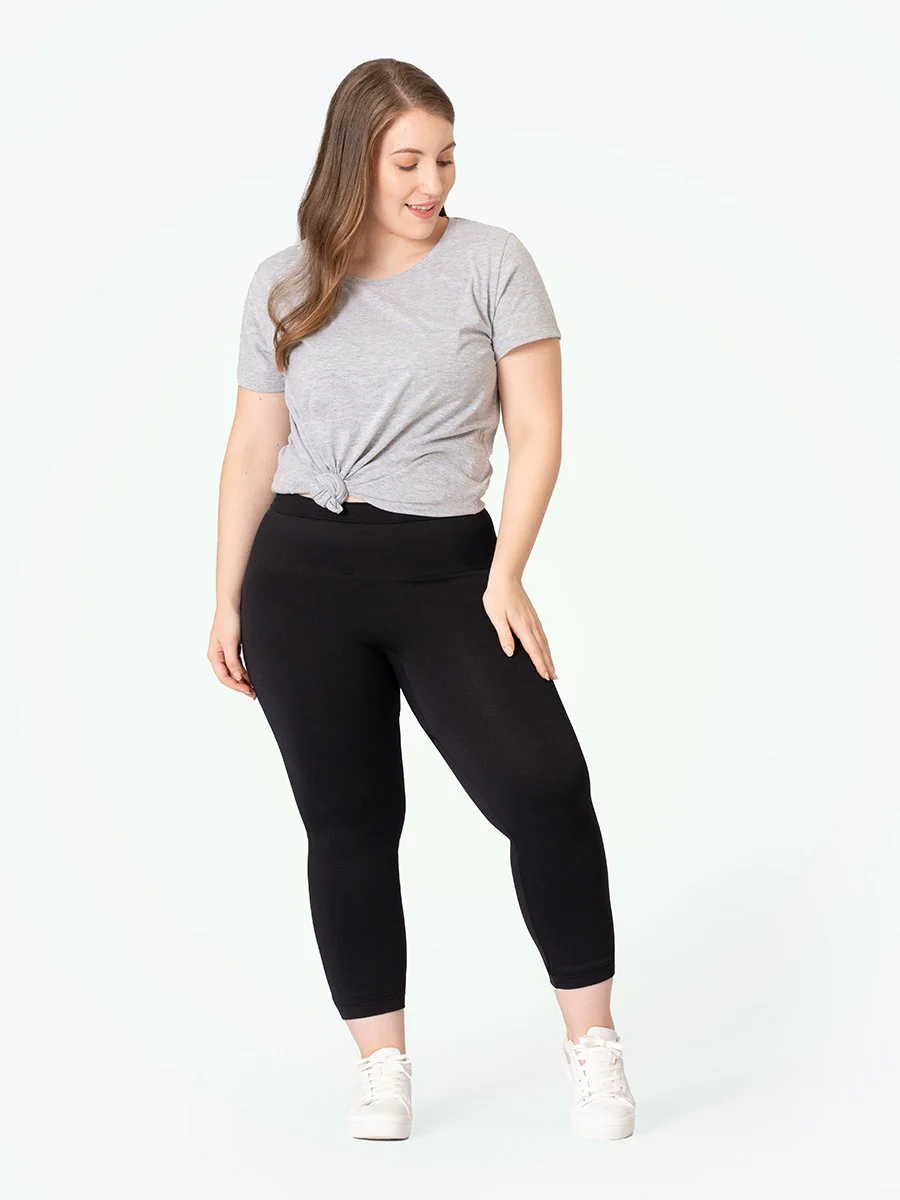 The New Shapermint Essentials All-Day Comfort Mid-Waisted Shaping Capri - Image 5