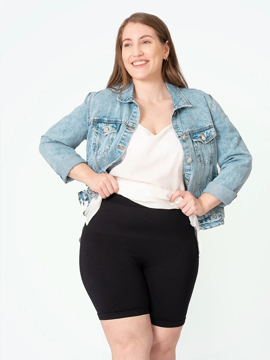 The New Shapermint Essentials Mid-Waisted Shaping Bikeshort - Image 3