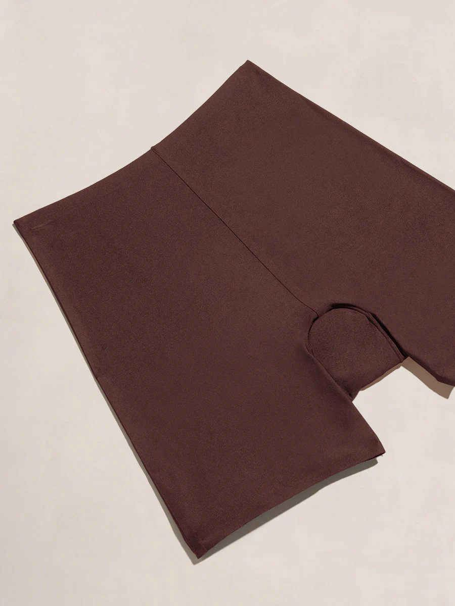 Truekind® Seamless Stretch Mid-Waist Short - Image 16