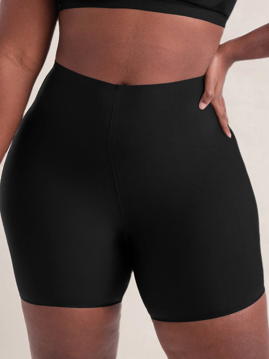 Truekind® Seamless Stretch Mid-Waist Short - Image 4