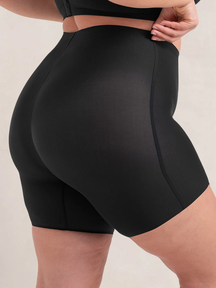 Truekind® Seamless Stretch Mid-Waist Short - Image 7